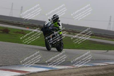 media/Nov-30-2025-TrackDaz (Sun) [[d8b22663df]]/A Group/Session 4 (Wheelie Bump)/